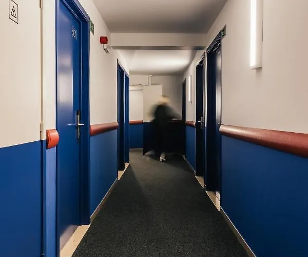 Roxi Готель 2*